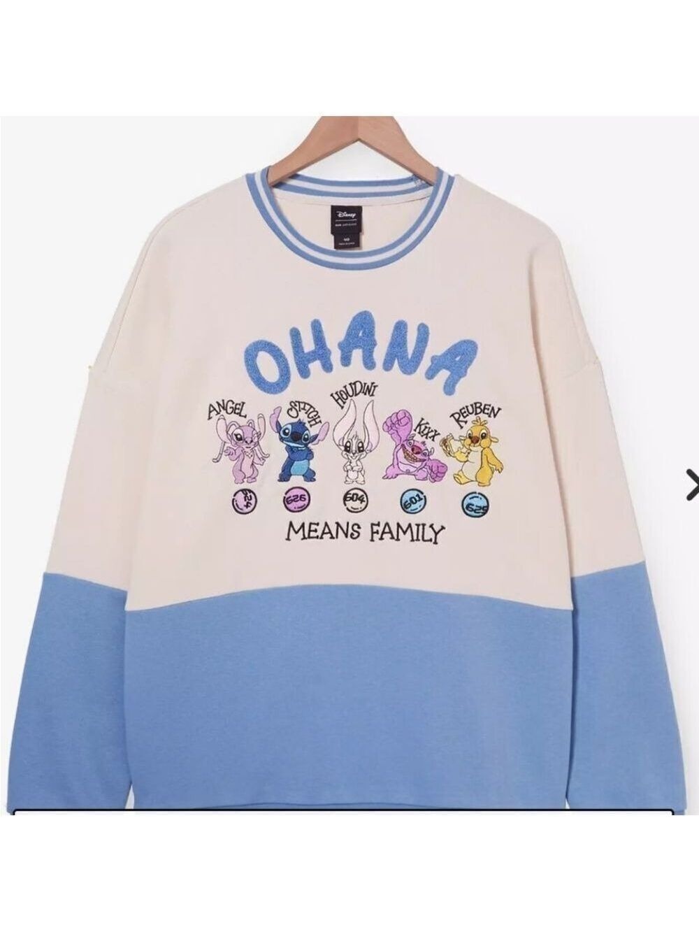 618 NWT Disney Lilo & Stitch Ohana Means Family Crewneck Size Medium